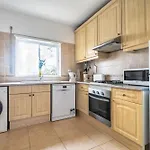 公寓 Oasis Park 2 Bedroom Floor At72